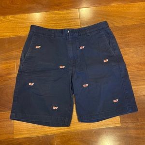 Men’s vineyard, vines shorts, navy with red whale detail size 32